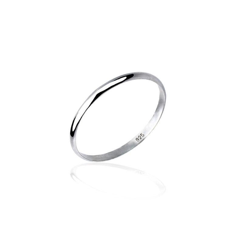 Sterling silver 925° 2mm hand made solid D-shaped band.