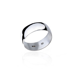 Sterling silver 925° 6mm hand made solid D-shaped band.