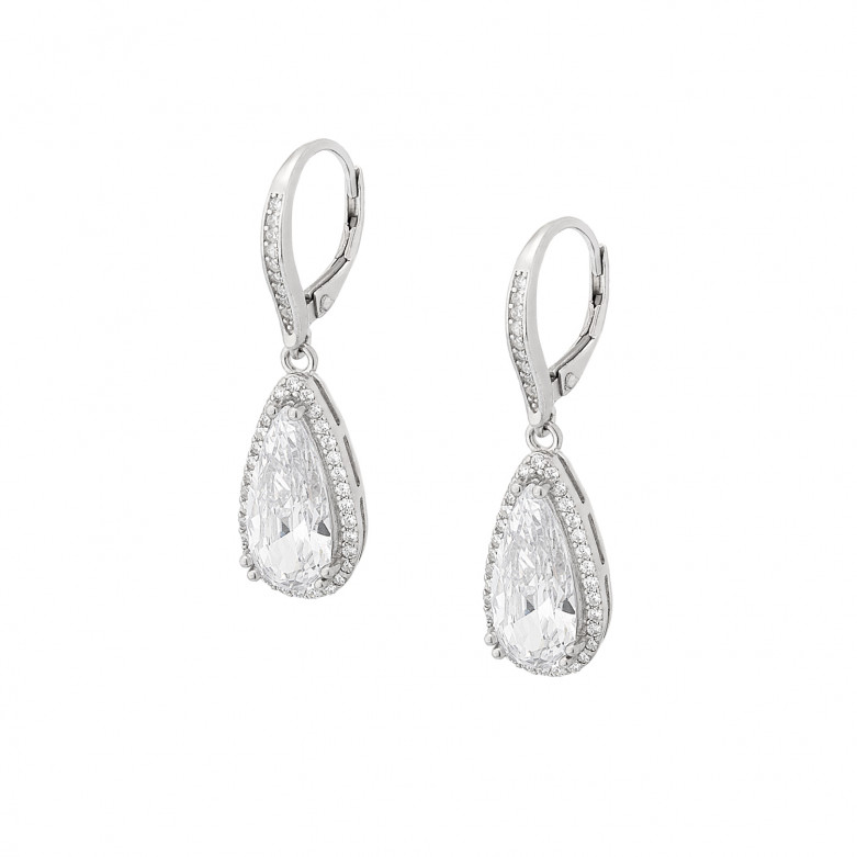 Sterling silver 925°  tear drop shaped white cz drop earrings