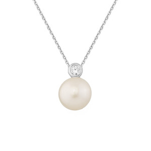 Sterling silver 925°  pendant small white cz and pearl rhodium plated. 40cm chain  included.