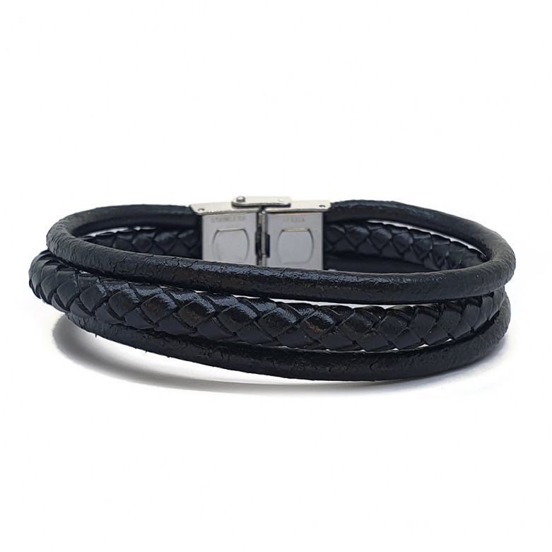 J4 Stainless steel 3 strand leather bracelet.