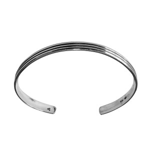 Sterling silver 925. Triple row C bangle with black oxidising. 6mm wide, 1mm thick & 70mm diameter.