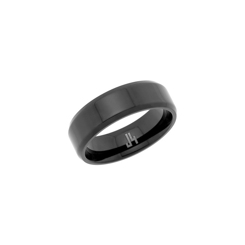 Titanium. Men's black ip ring 7mm wide 