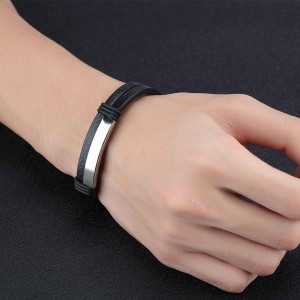 J4's gents bracelet: stainless steel, PU leather, adjustable up to 20cm